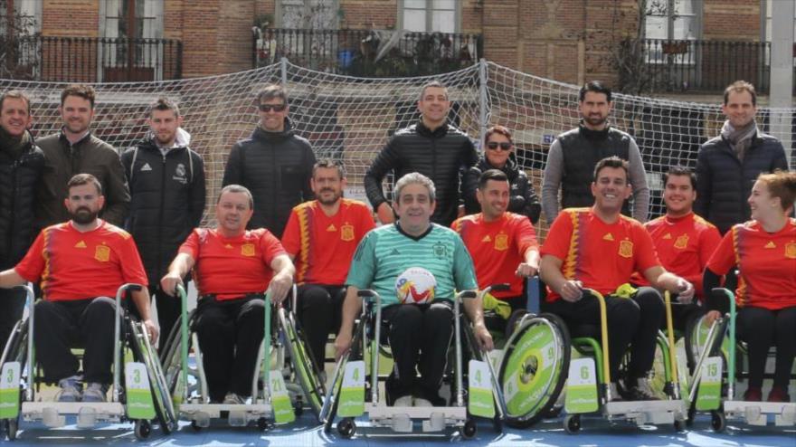 Imagen de Dispositivo posibilita que personas discapacitadas jueguen al fútbol